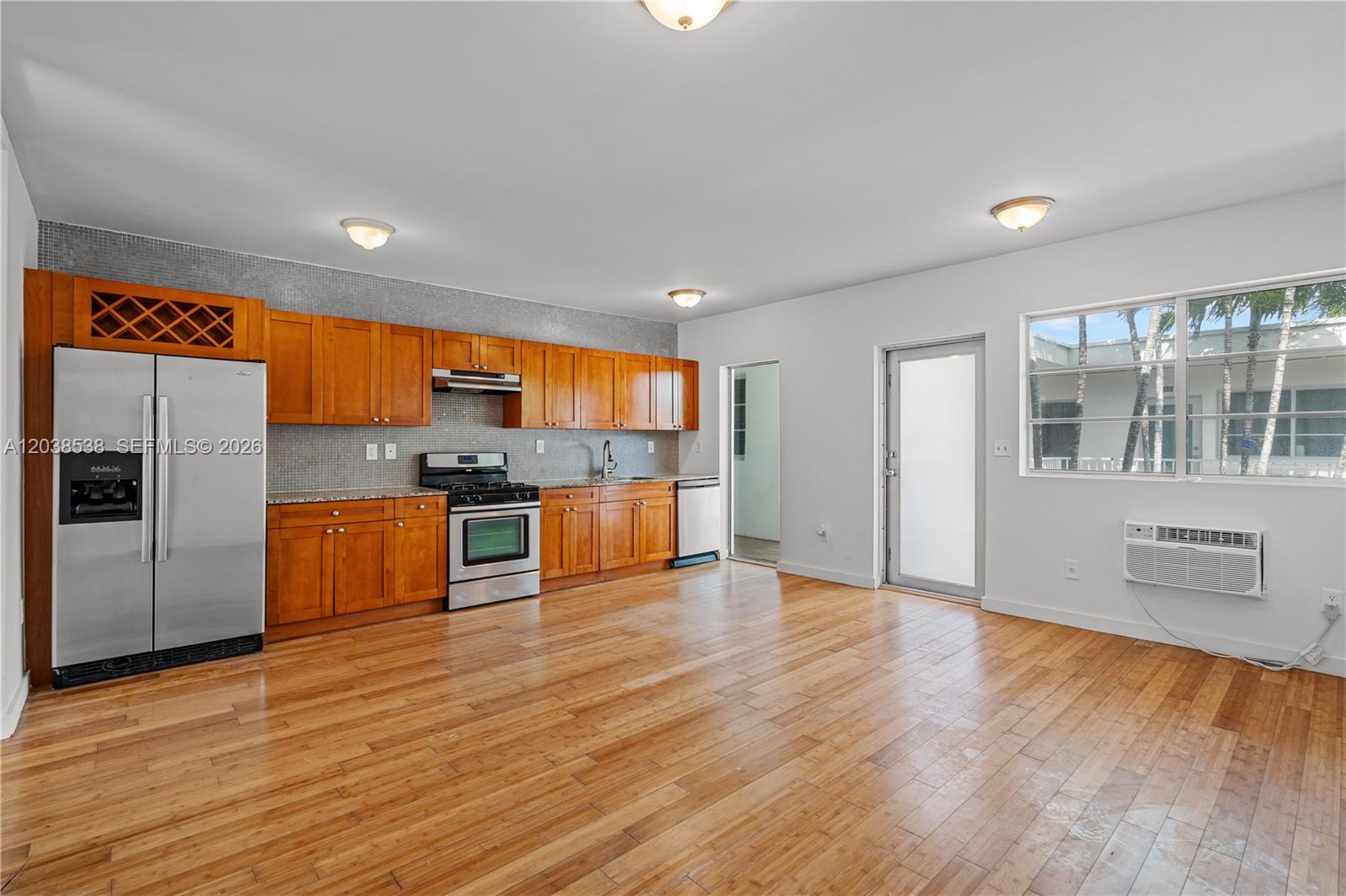 7930 Tatum Waterway Drive S18, Miami Beach, FL 33141, Miami Beach