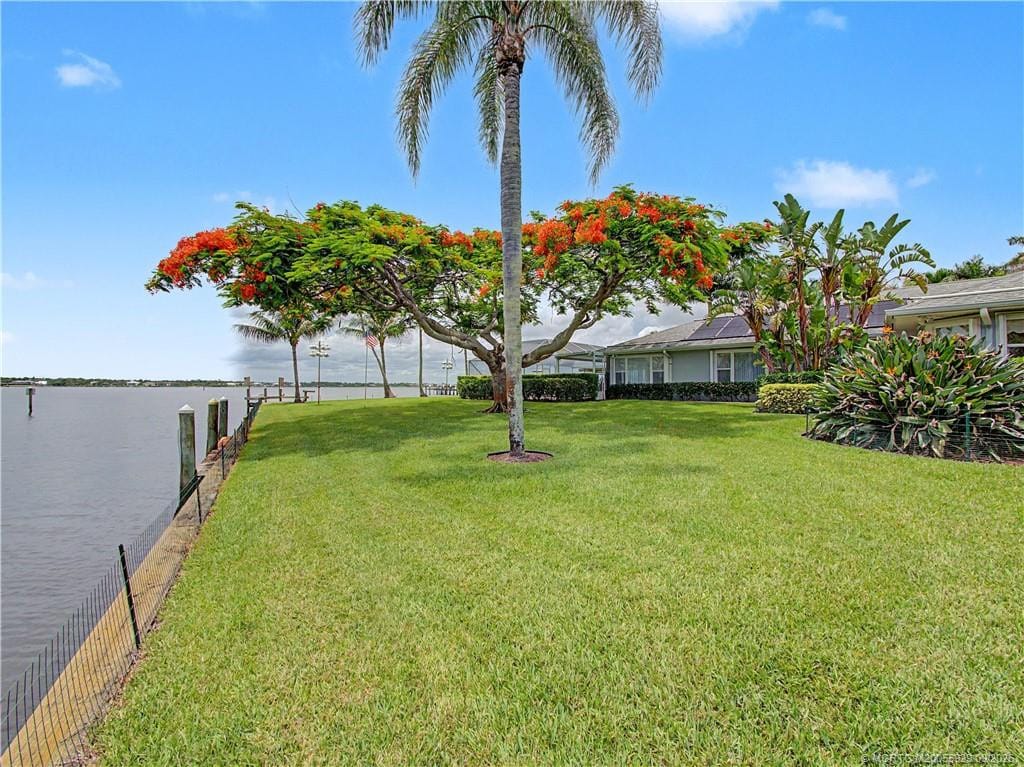 1910 NW Cove Circle, Stuart, FL 34994 photo 15