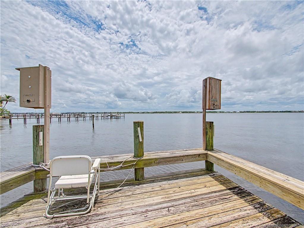1910 NW Cove Circle, Stuart, FL 34994 photo 18