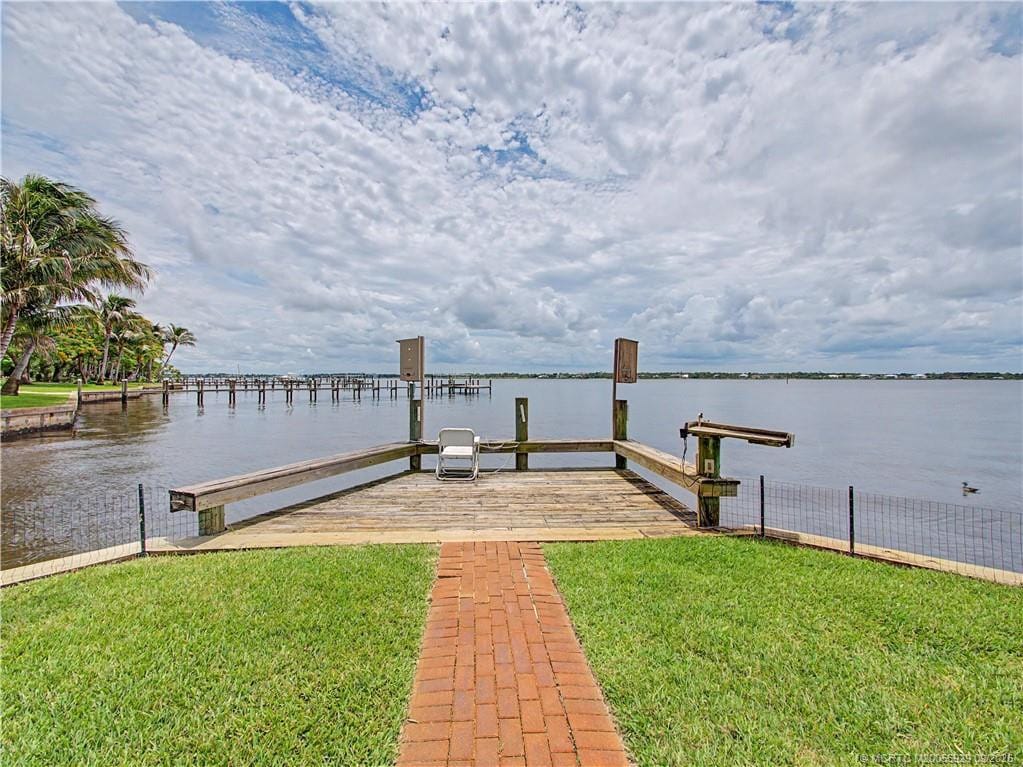 1910 NW Cove Circle, Stuart, FL 34994 photo 19