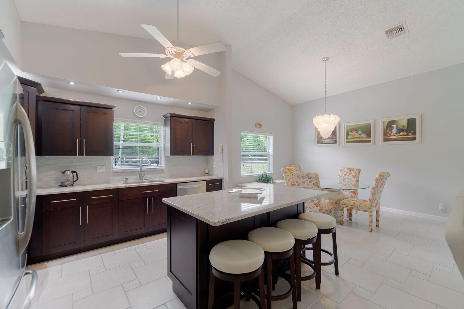 5487 Crystal Anne Drive — photo 6