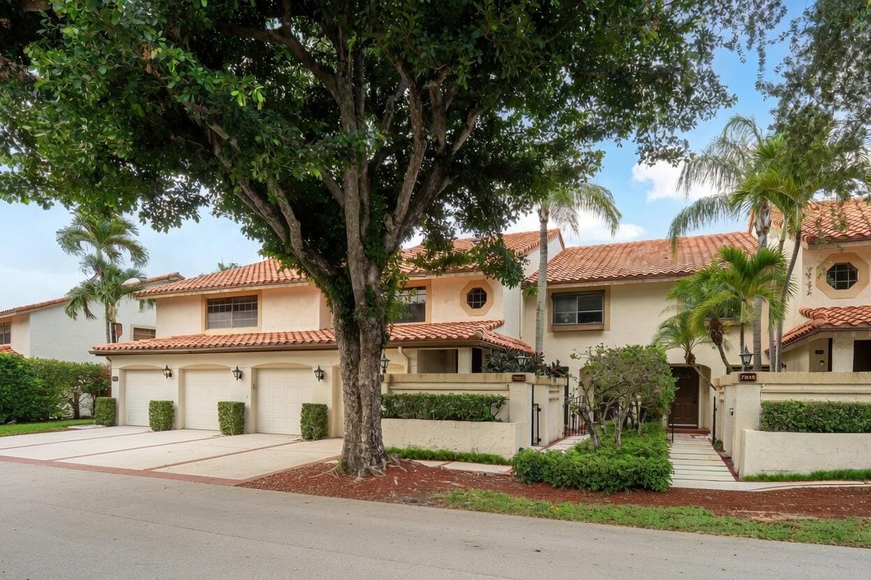 7942 La Mirada Drive, Boca Raton, FL 33433 photo 2