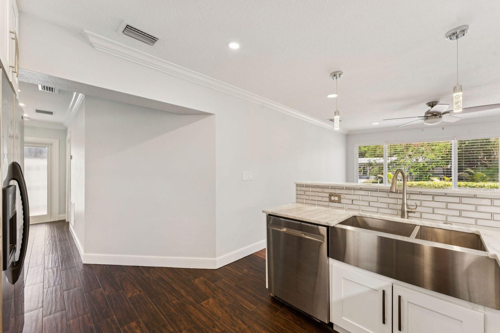 1660 NE 31st Court — photo 5
