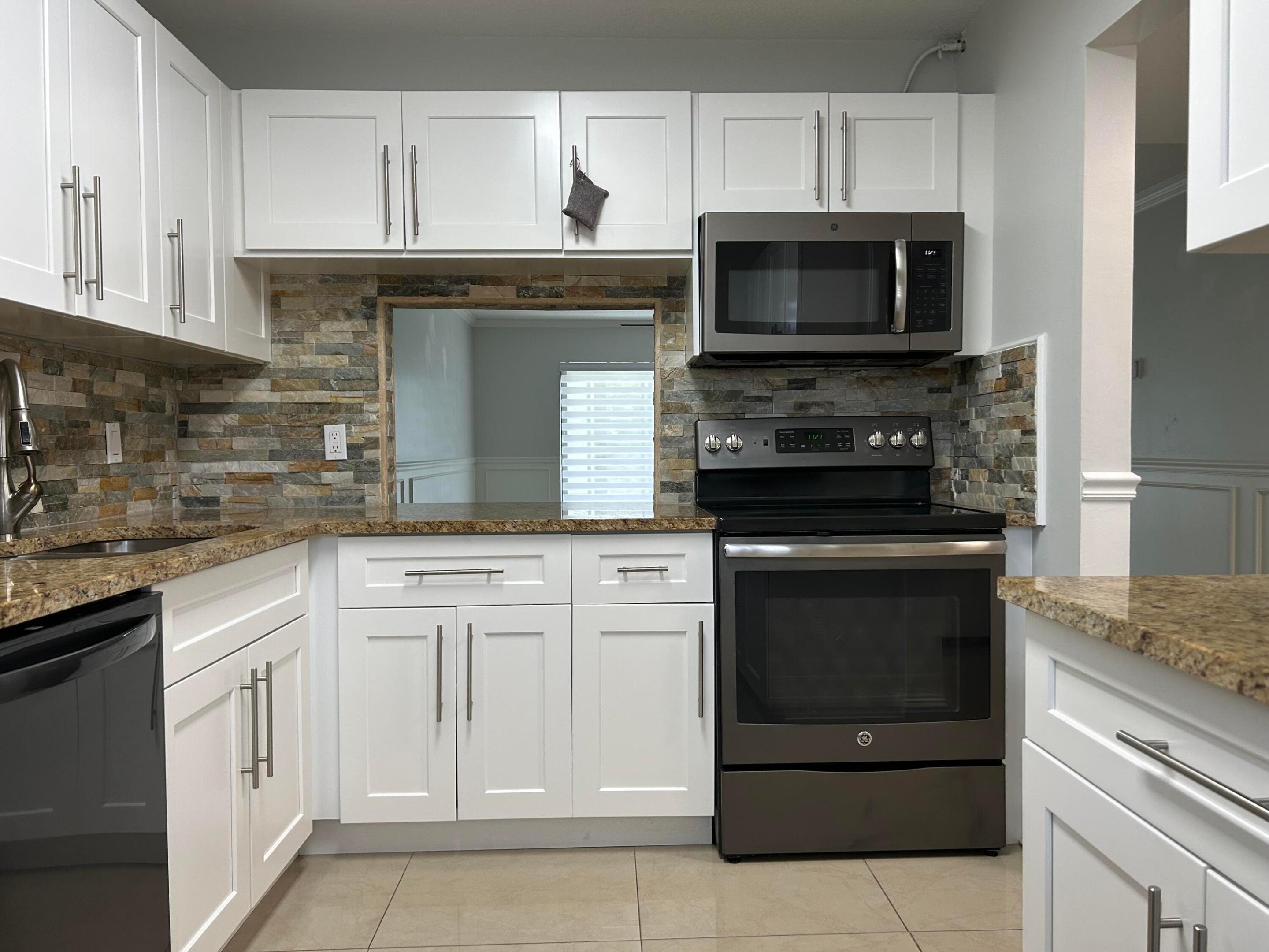 140 Lake Nancy Lane 115, West Palm Beach, FL 33411, West Palm Beach