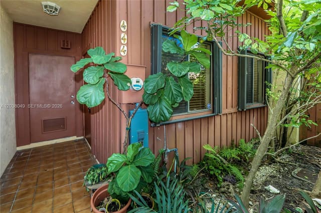 444 SE 14th Street, Sandpiper Bay, Dania Beach, FL