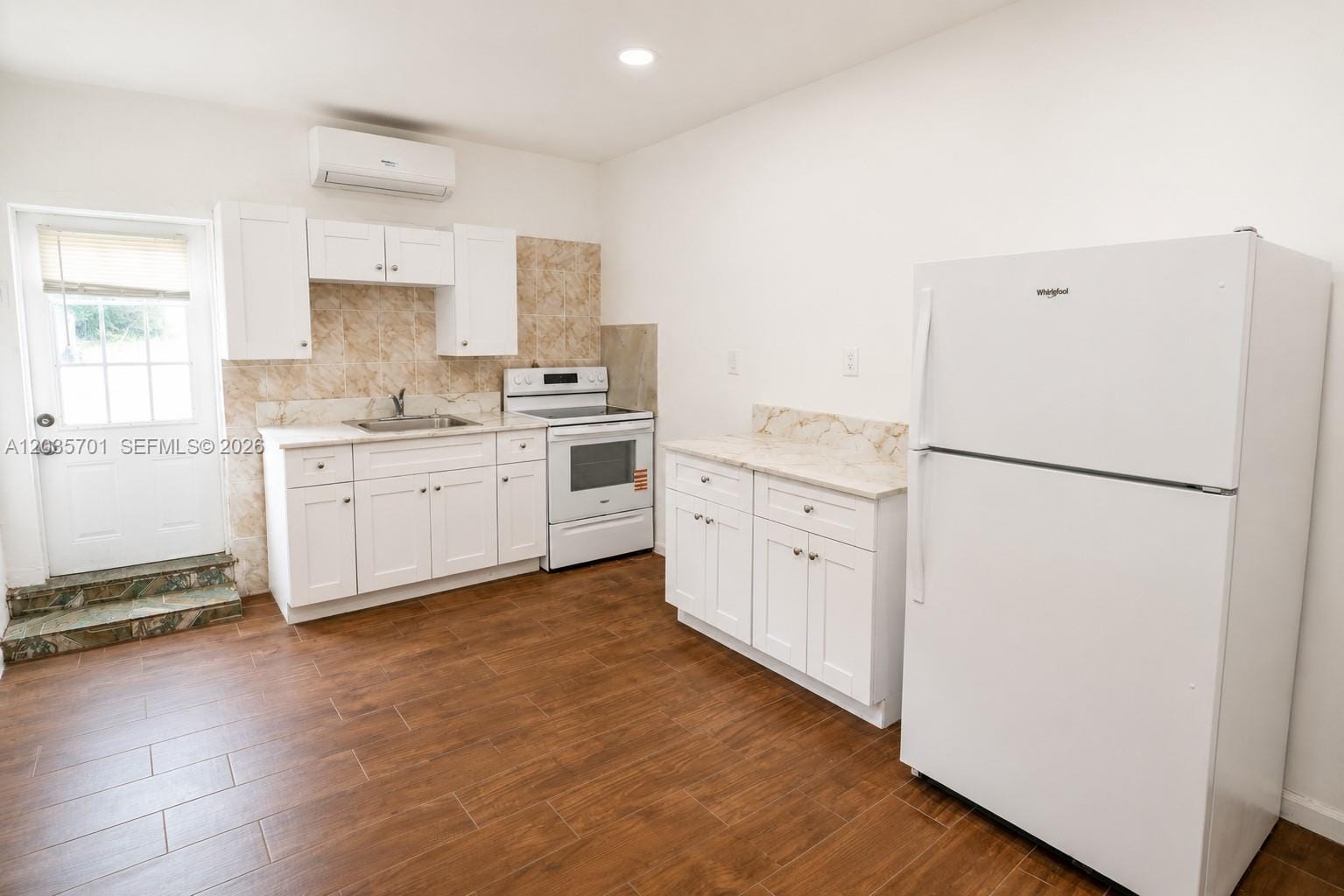 10945 NW 19th Avenue, Miami, FL 33167 photo 8