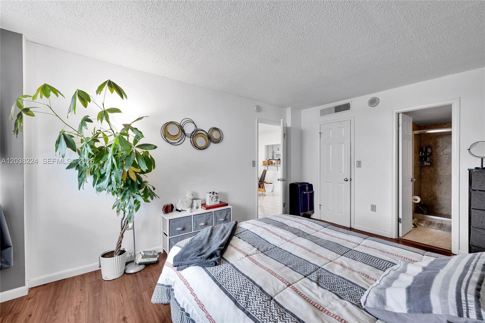 1020 Meridian Avenue 715, Miami Beach, FL 33139 photo 11