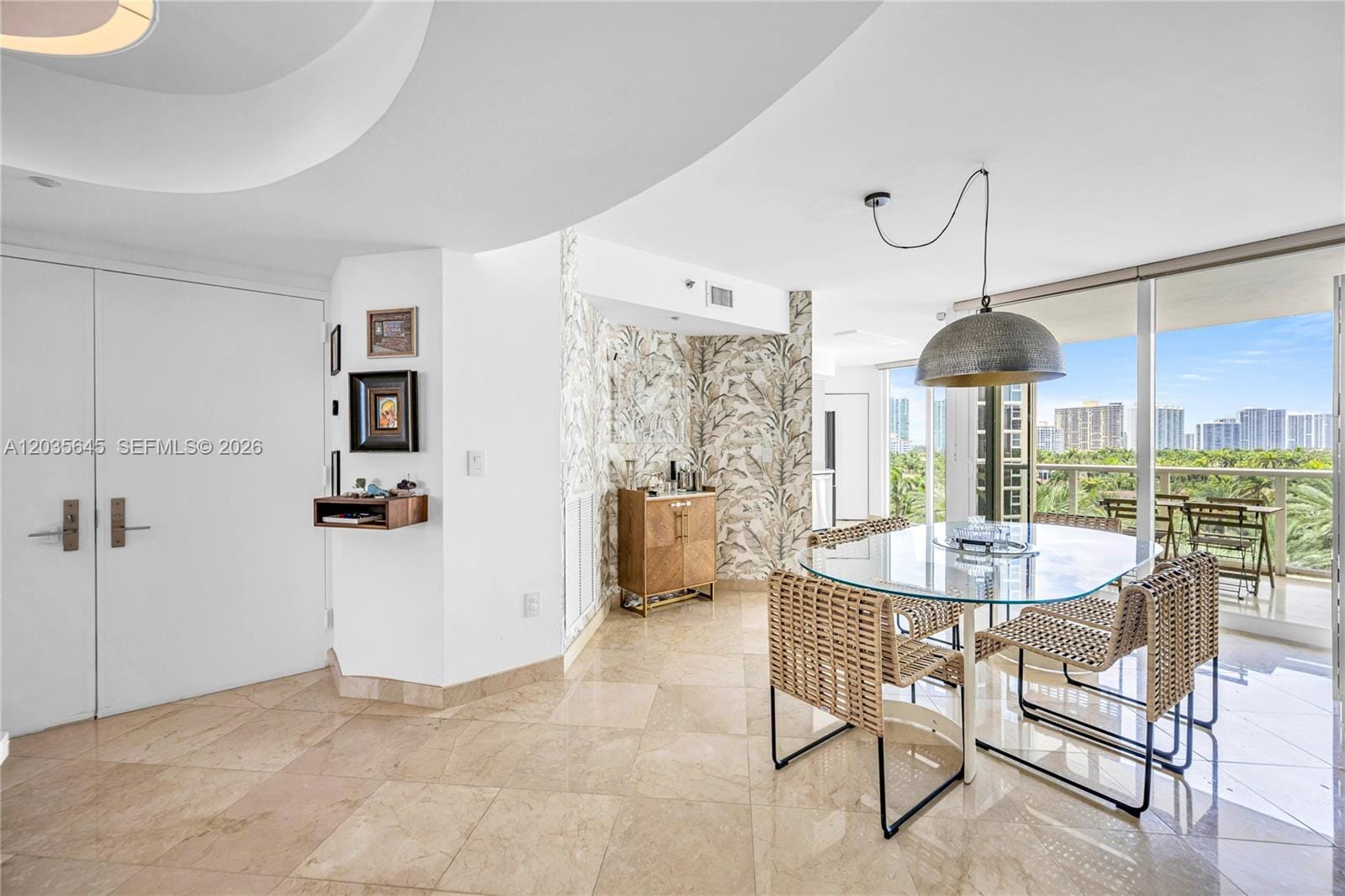 19333 Collins Avenue 709 — photo 2