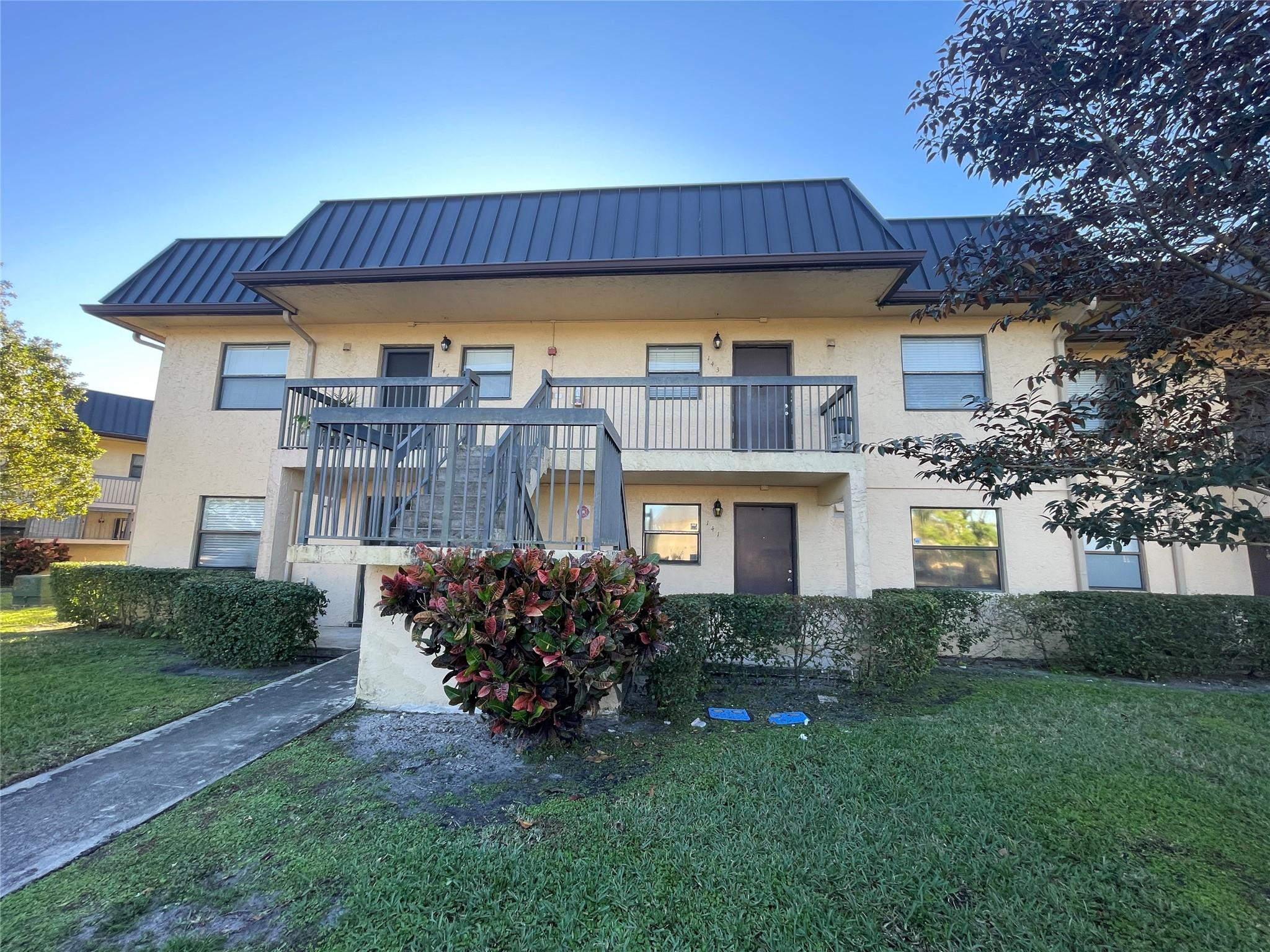 143 NW 93rd Avenue 202, Pembroke Pines, FL 33024, Pembroke Pines