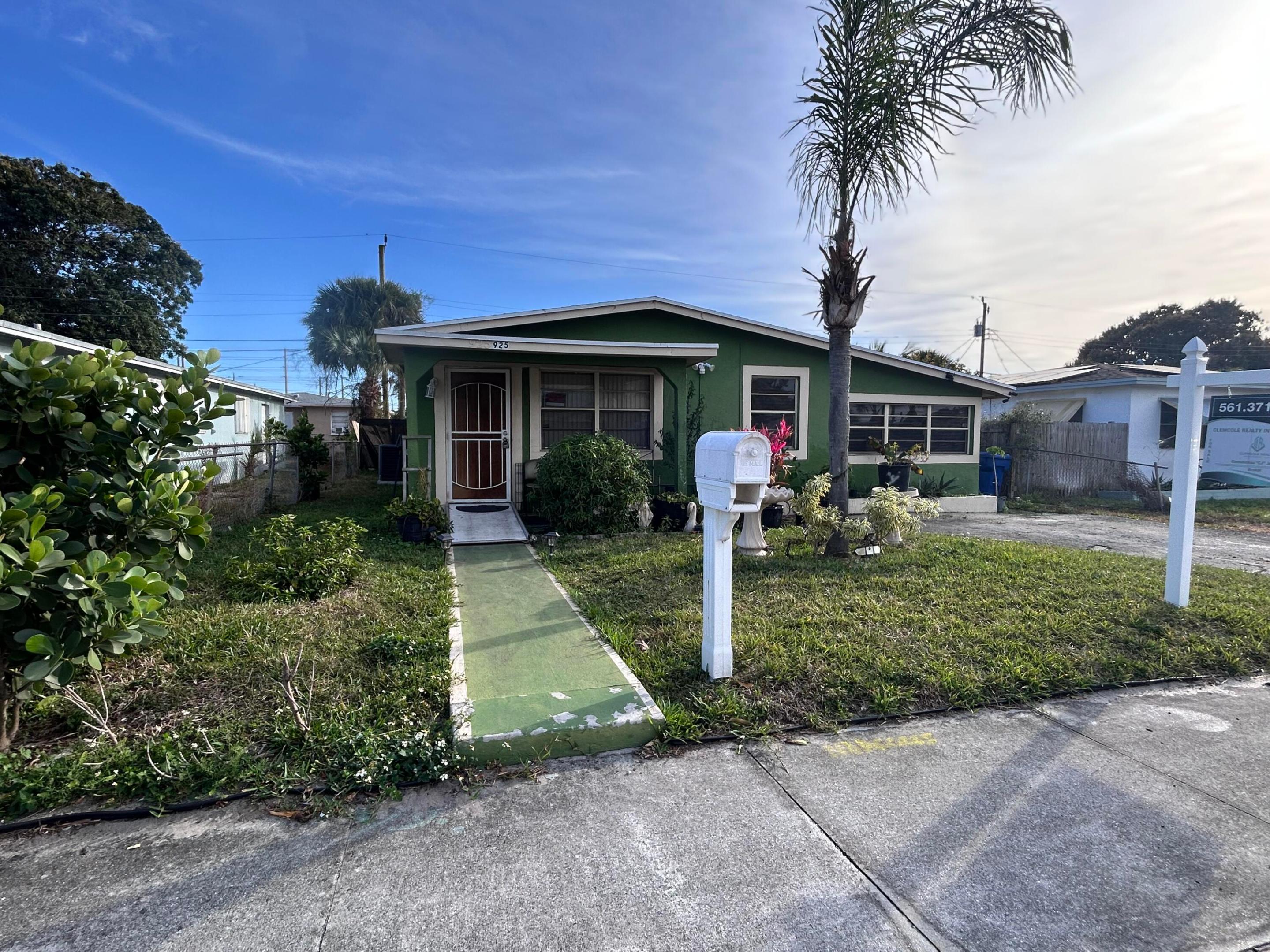 925 W 3rd Street, Riviera Beach, FL 33404, Riviera Beach