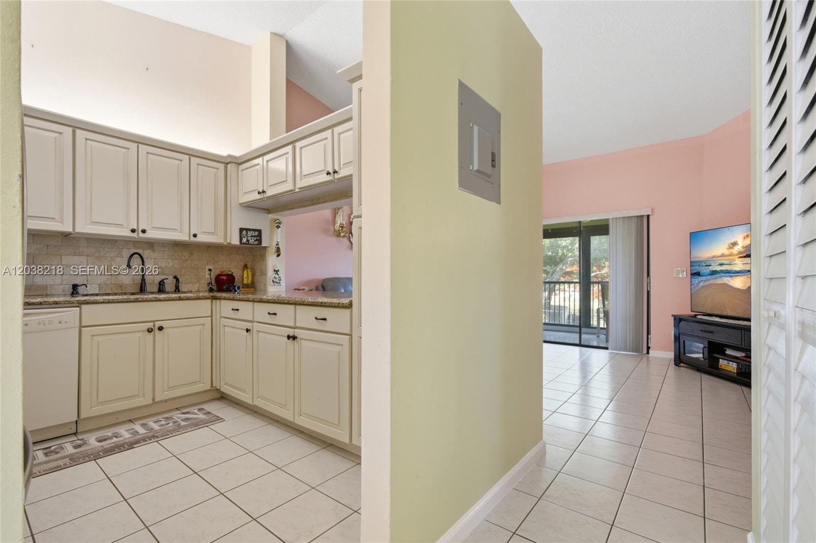 104 Freedom Court 104, Deerfield Beach, FL 33442 photo 11