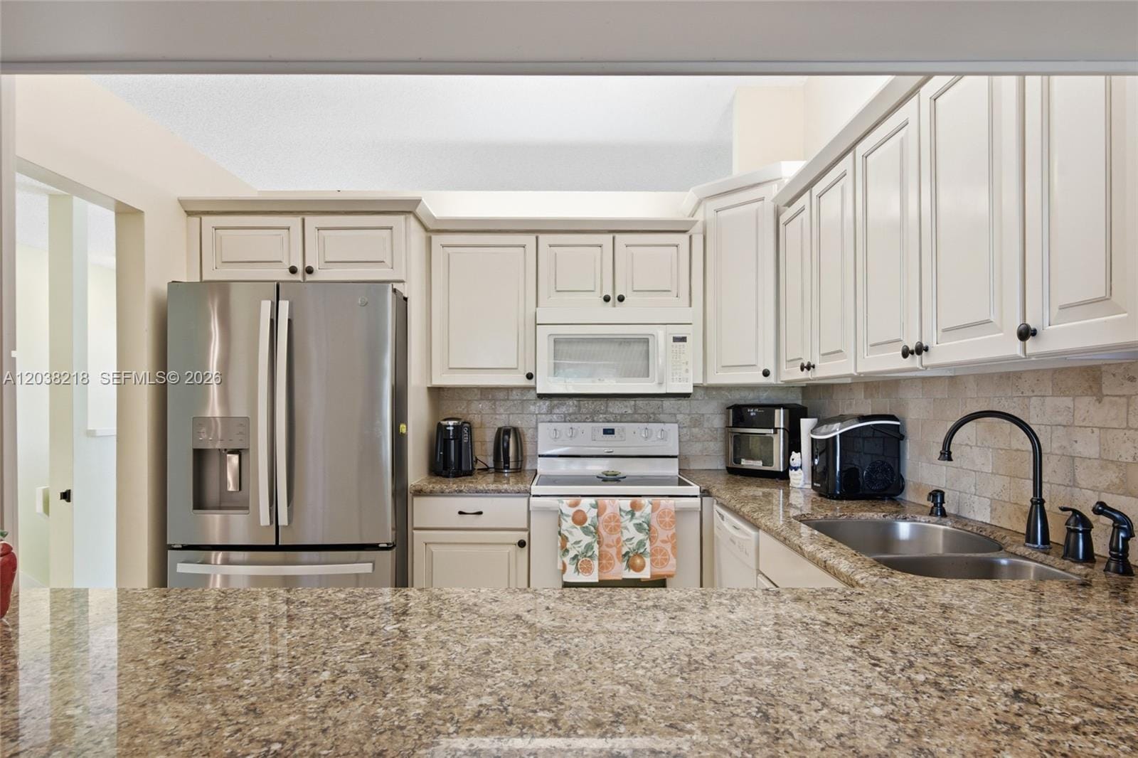 104 Freedom Court 104, Deerfield Beach, FL 33442 photo 3
