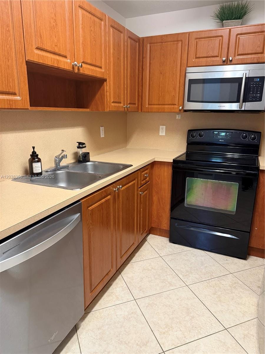 2321 Mariner Court 2810 — photo 2