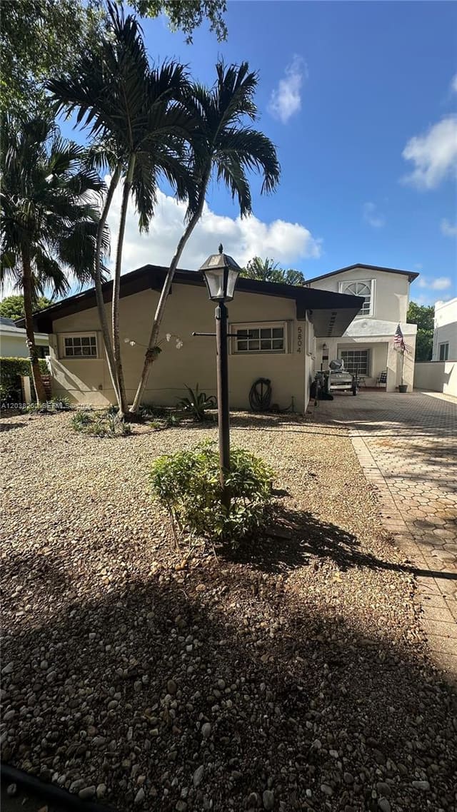 5804 SW 35th Street 0, Miami, FL 33155