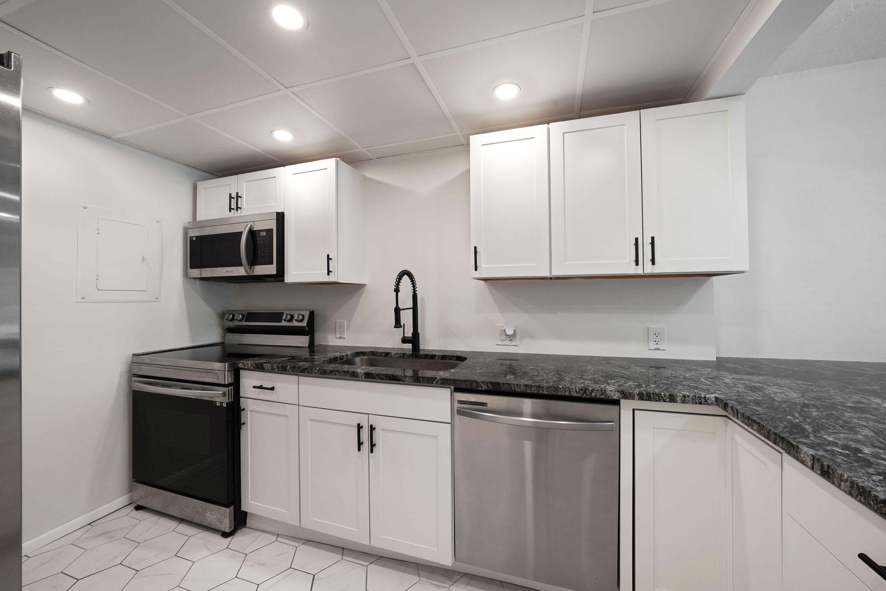 7100 NW 17th Street 220, Plantation, FL 33313, Plantation