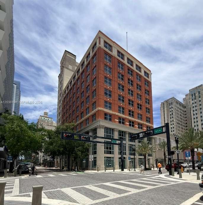 111 E Flagler Street 806, Miami, FL 33131, Miami