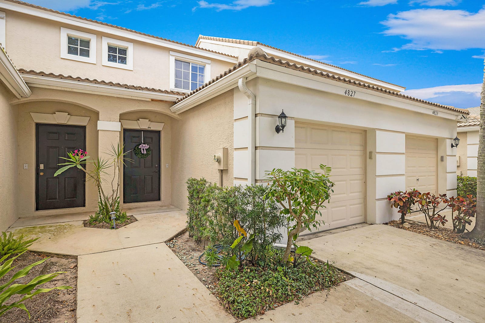 4827 Palmbrooke Circle — photo 2