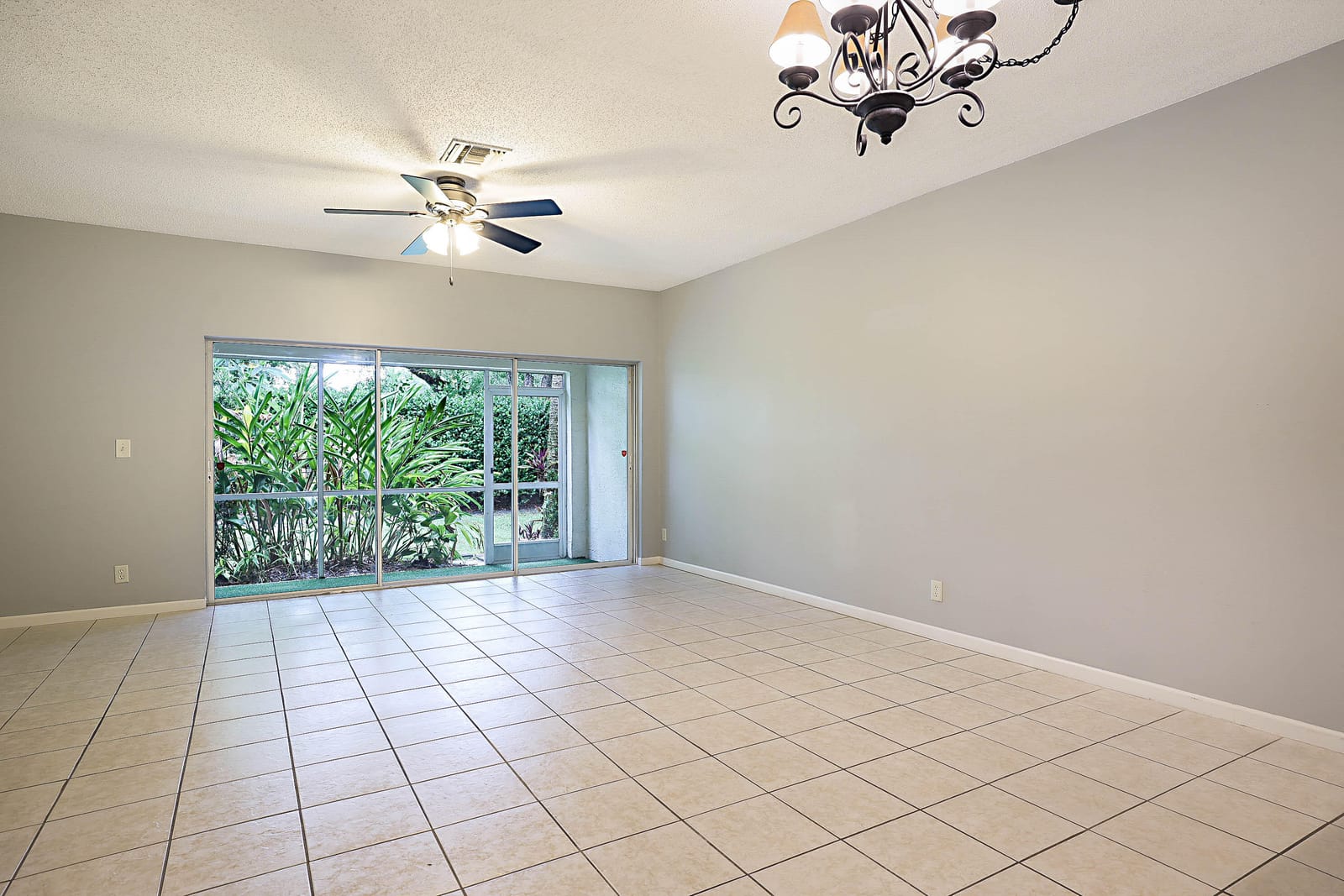 4827 Palmbrooke Circle — photo 7