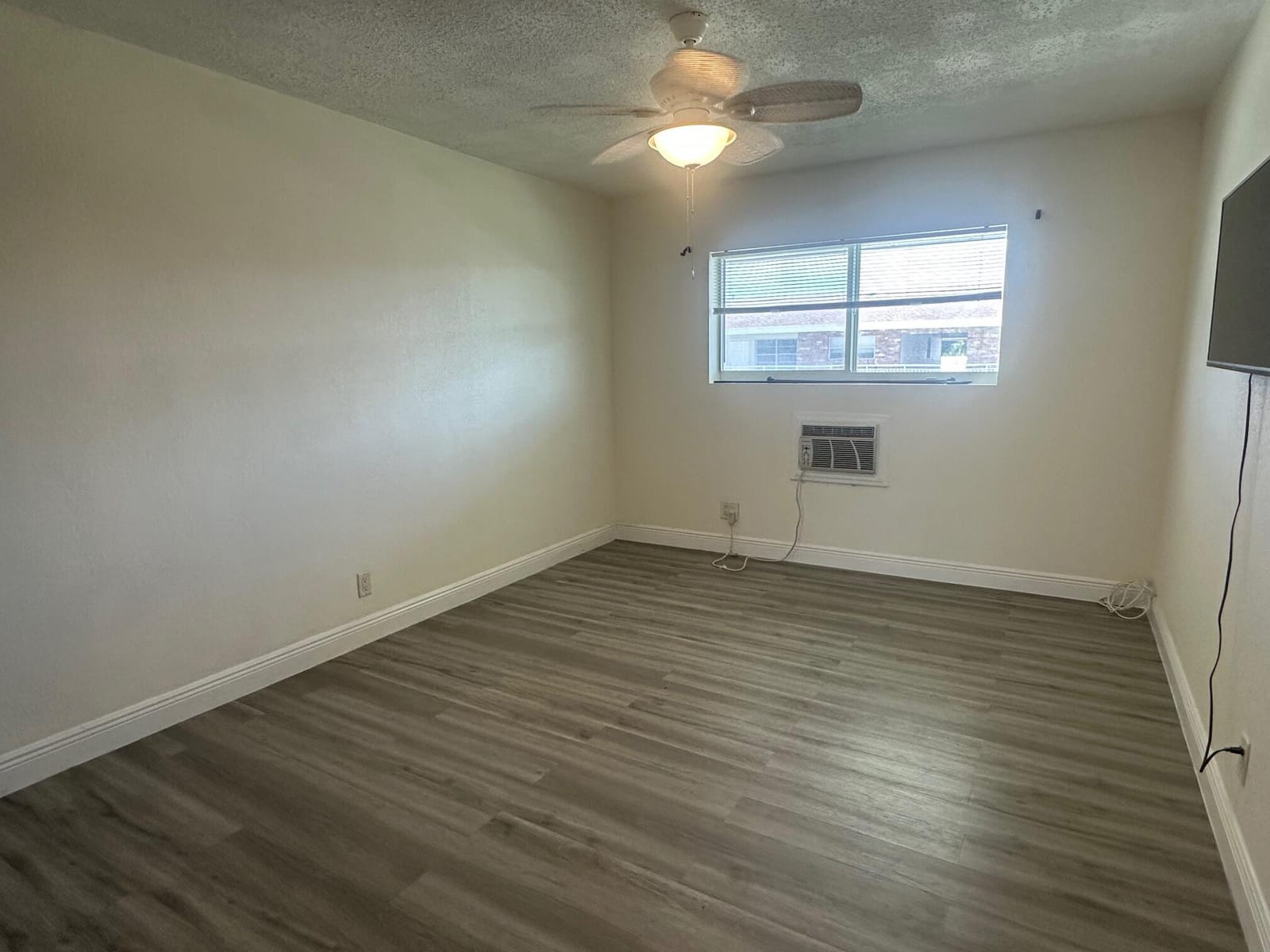 3850 NE 21st Way 41 — photo 6