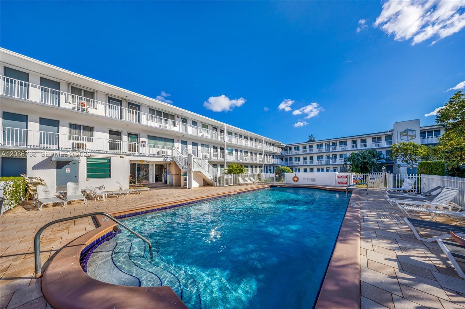 15610 NE 6th Avenue 34C, Miami, FL 33162 photo 17