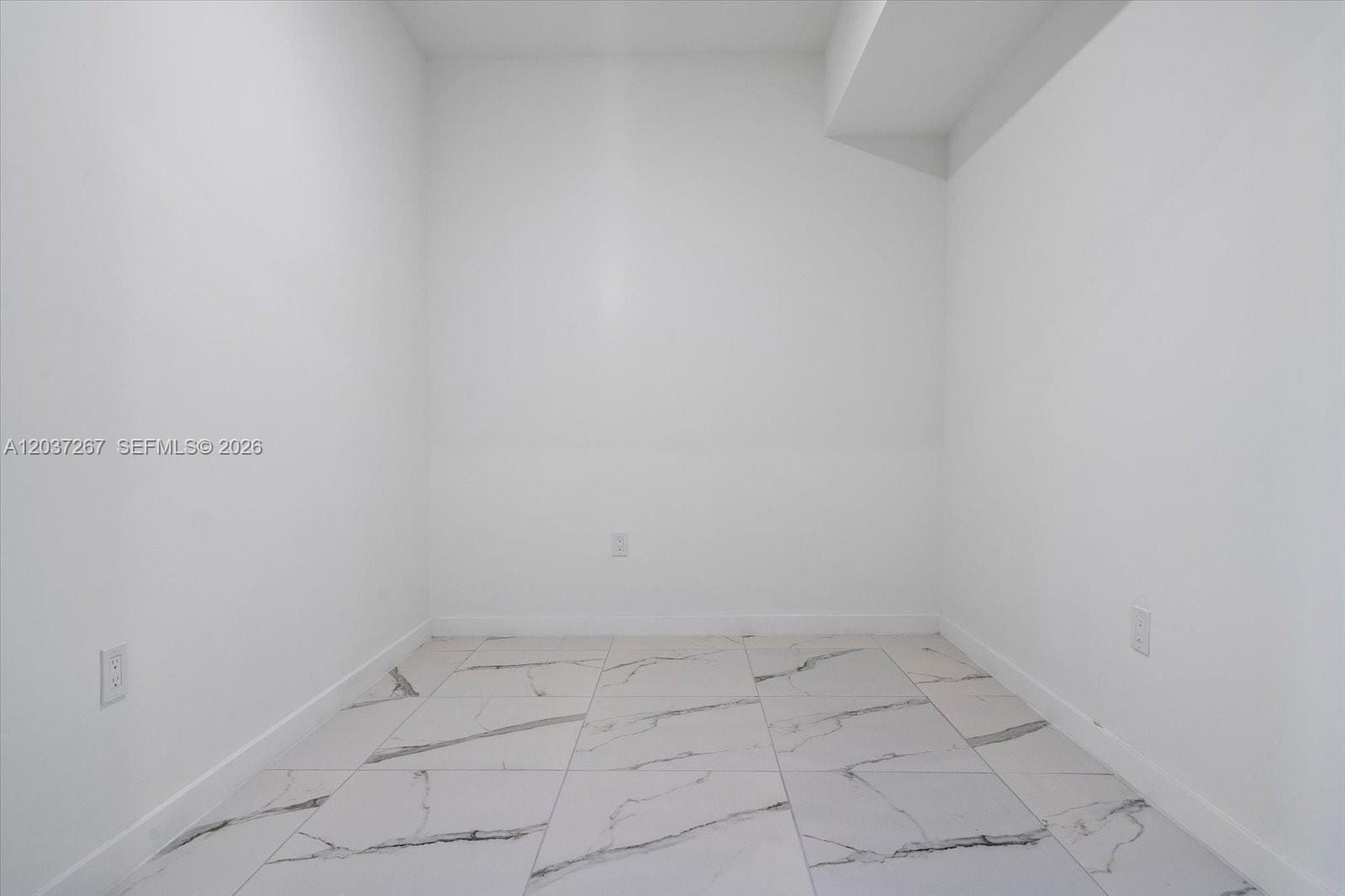 420 SW 7th Avenue 204 — photo 5