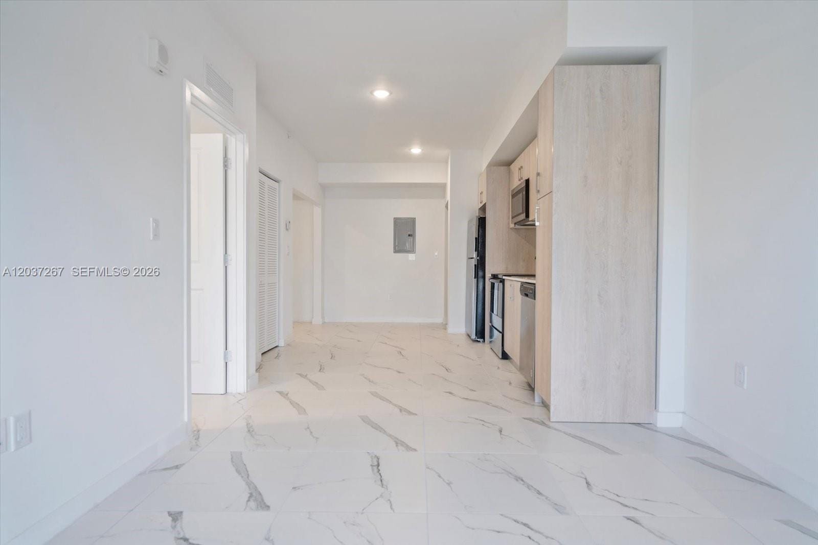 420 SW 7th Avenue 204 — photo 7