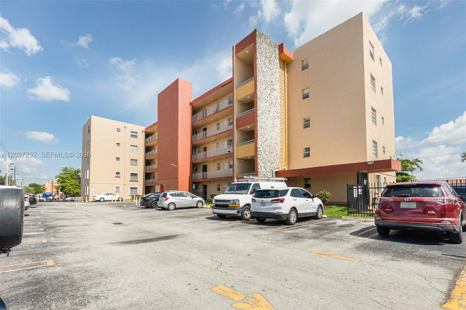 6090 W Flagler Street 307, Miami, FL 33144, Miami