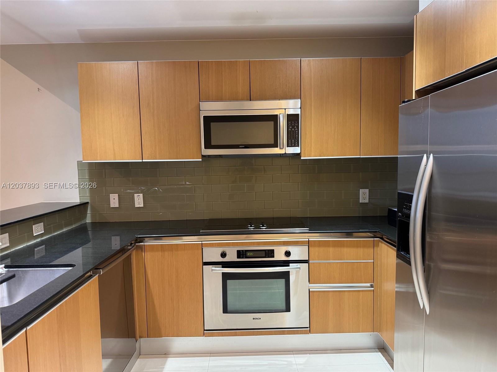 1060 Brickell Avenue 4115, Miami, FL 33131, Miami