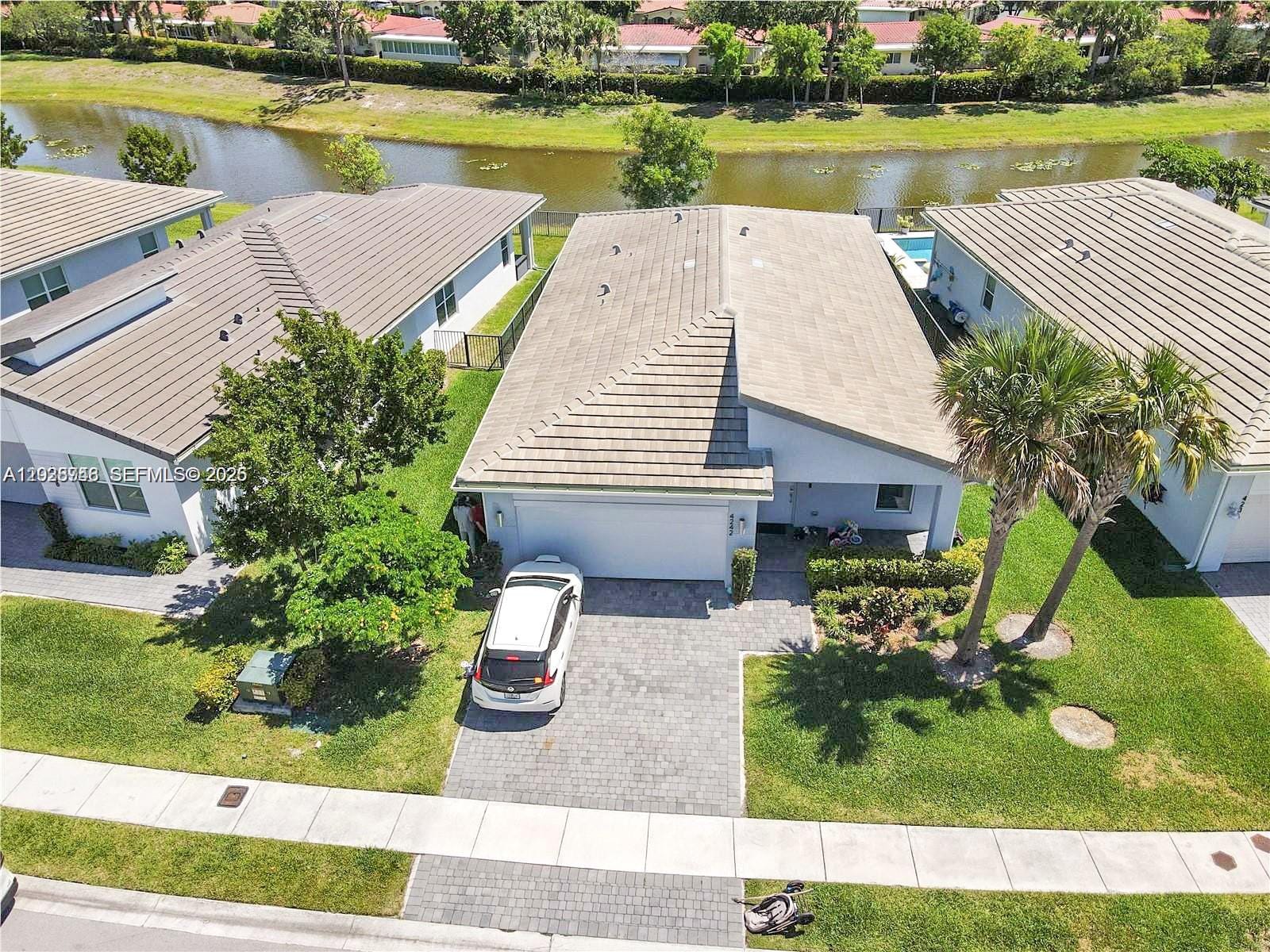 4242 Rosa Drive — photo 3