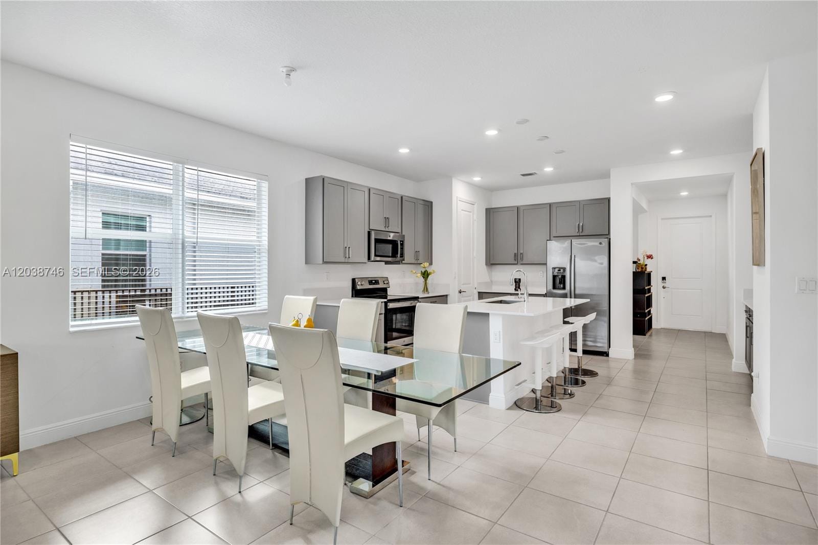 4242 Rosa Drive — photo 8