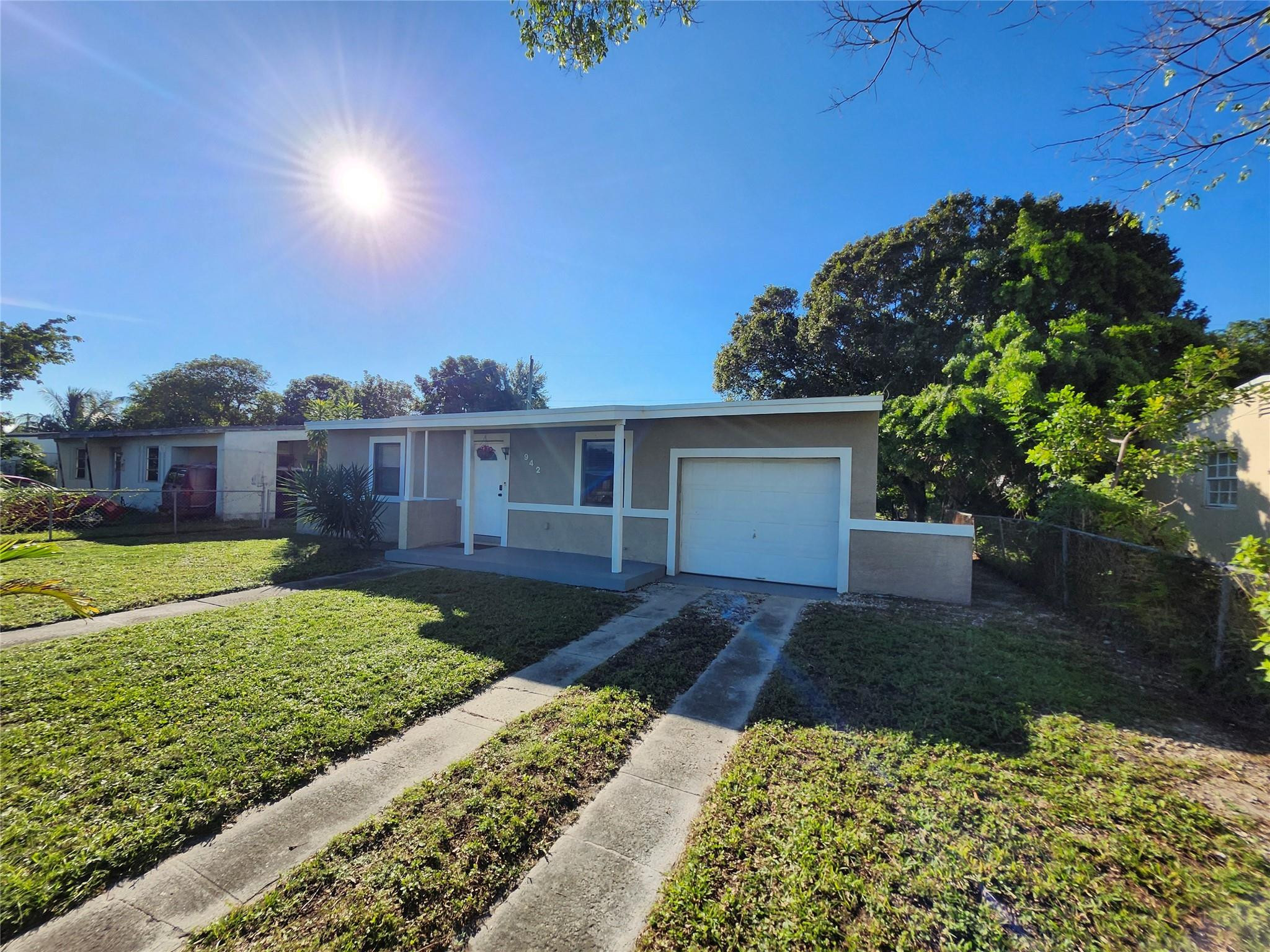 942 NW 12th Street, Fort Lauderdale, FL 33311, Fort Lauderdale