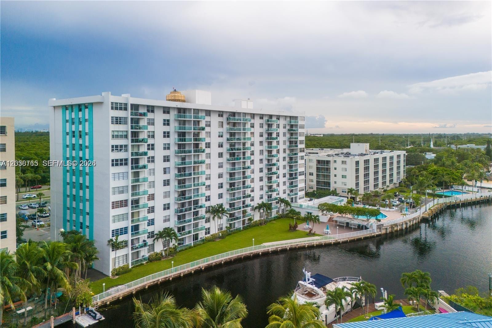 2841 NE 163rd Street 704, North Miami Beach, FL 33160 photo 19