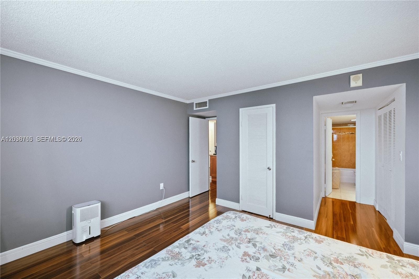 2841 NE 163rd Street 704 — photo 9