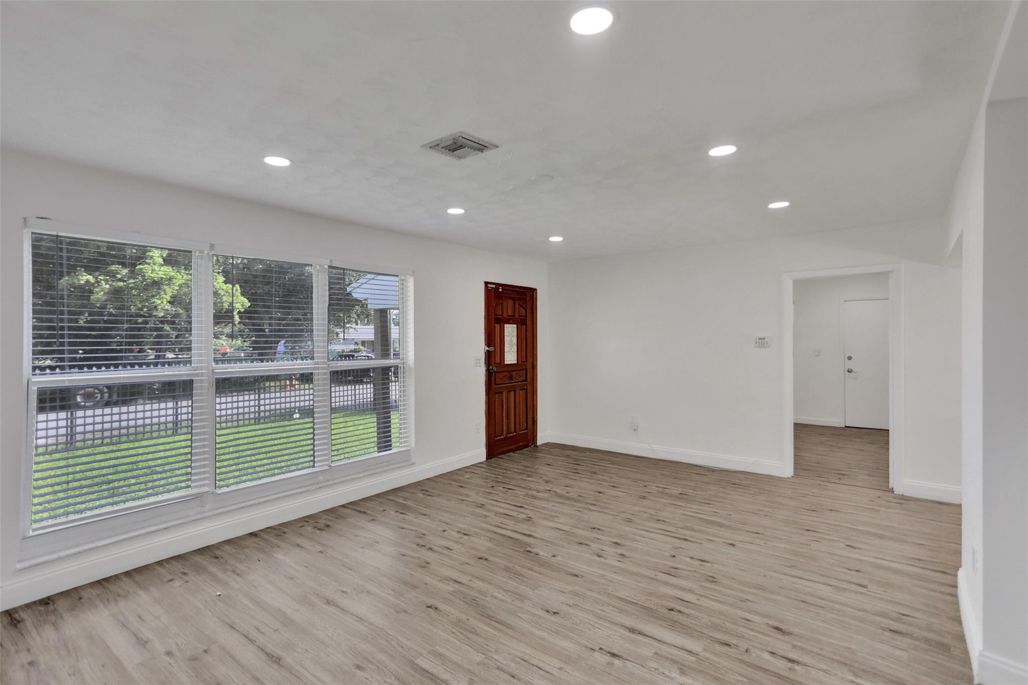 30 NE 139th Street — photo 12
