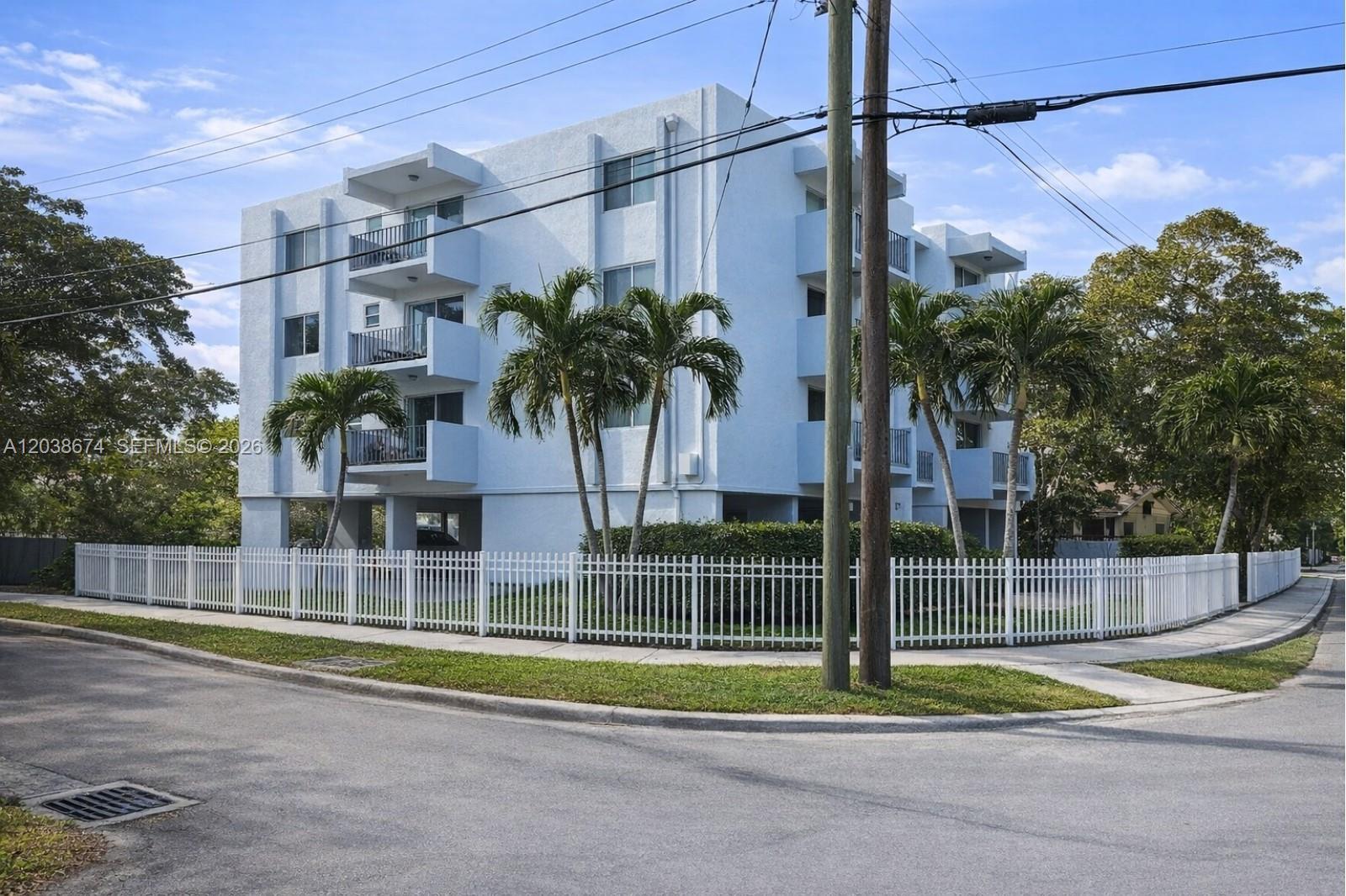 1090 NE 129th Street 205, North Miami, FL 33161, North Miami