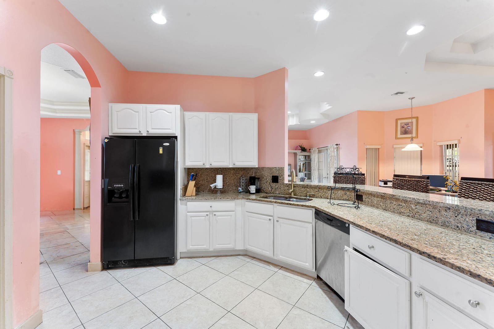 534 SW Halifax Avenue — photo 4