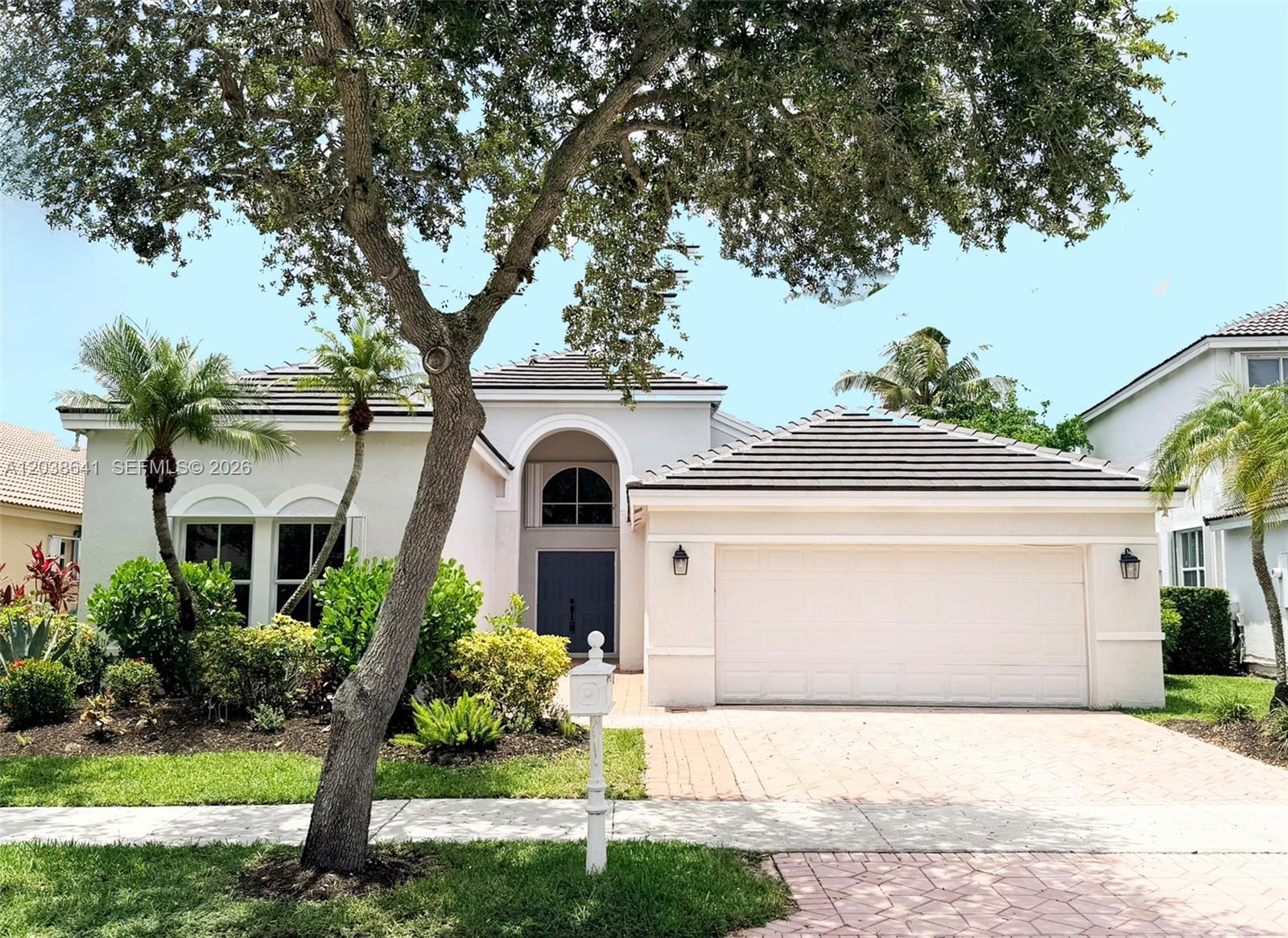 1212 Falls Boulevard, Weston, FL 33327, Weston