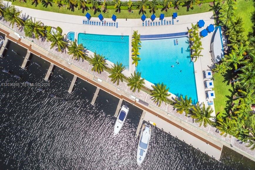 2950 NE 188th Street 108, Aventura, FL 33180, Aventura