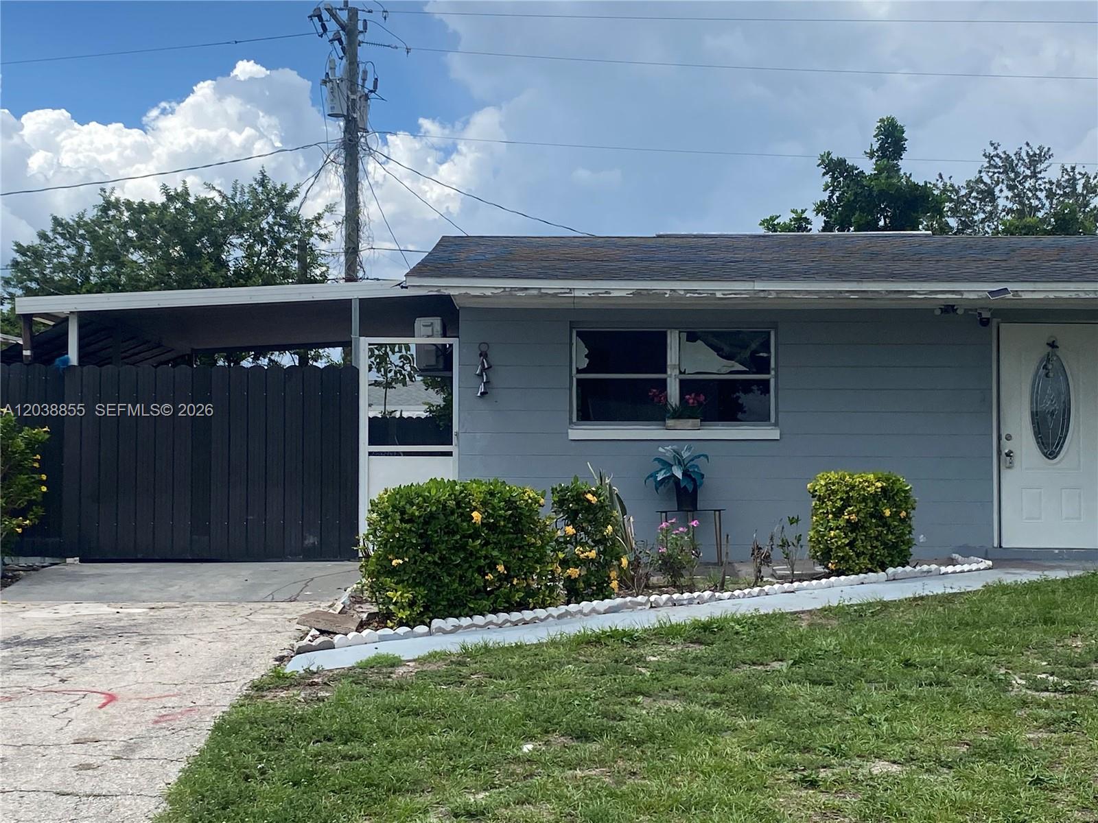 1111 N Vineyard Street, Lehigh Acres, FL 33936, Lehigh Acres