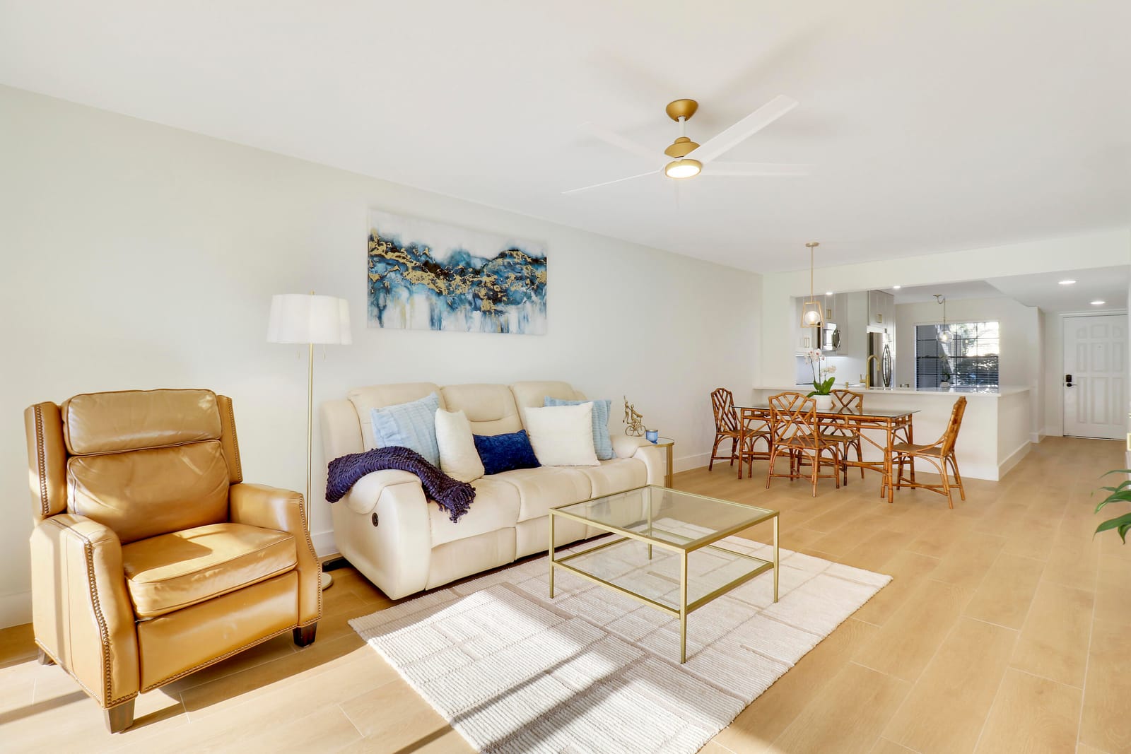 1001 Pinecrest Circle C — photo 8