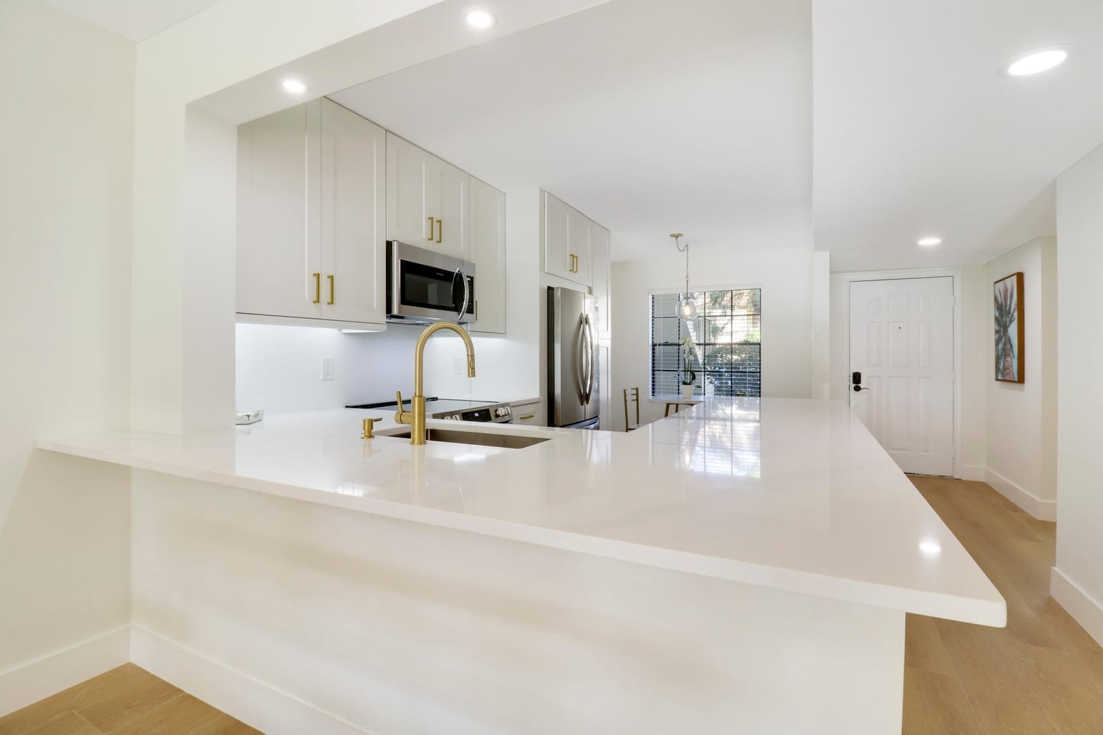 1001 Pinecrest Circle C — photo 4