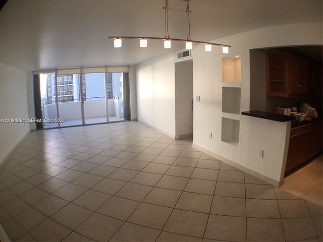 11 Island Avenue 1505, Miami Beach, FL 33139