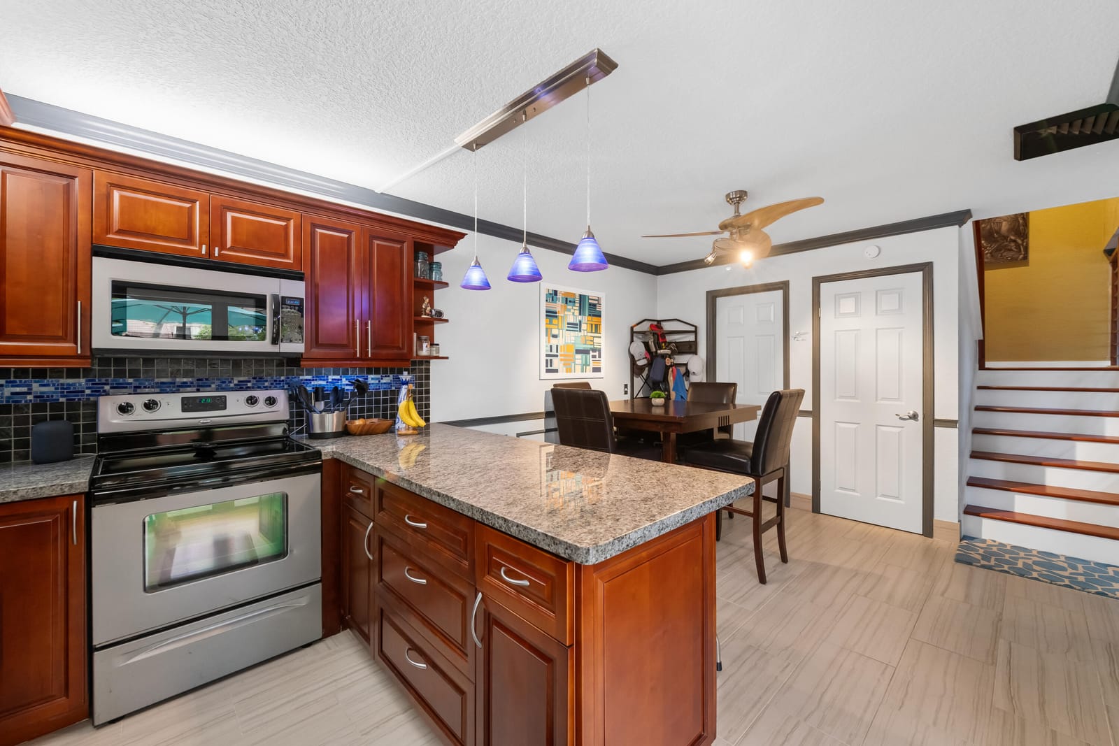 2512 SW 15th Street — photo 8