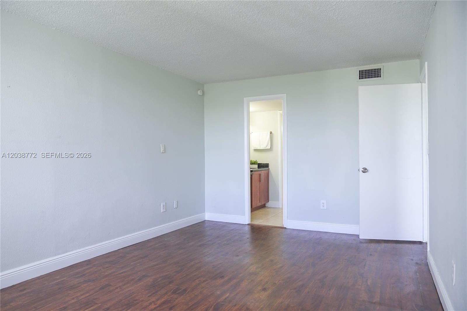 482 NW 165th St Road A504, Miami, FL 33169 photo 18