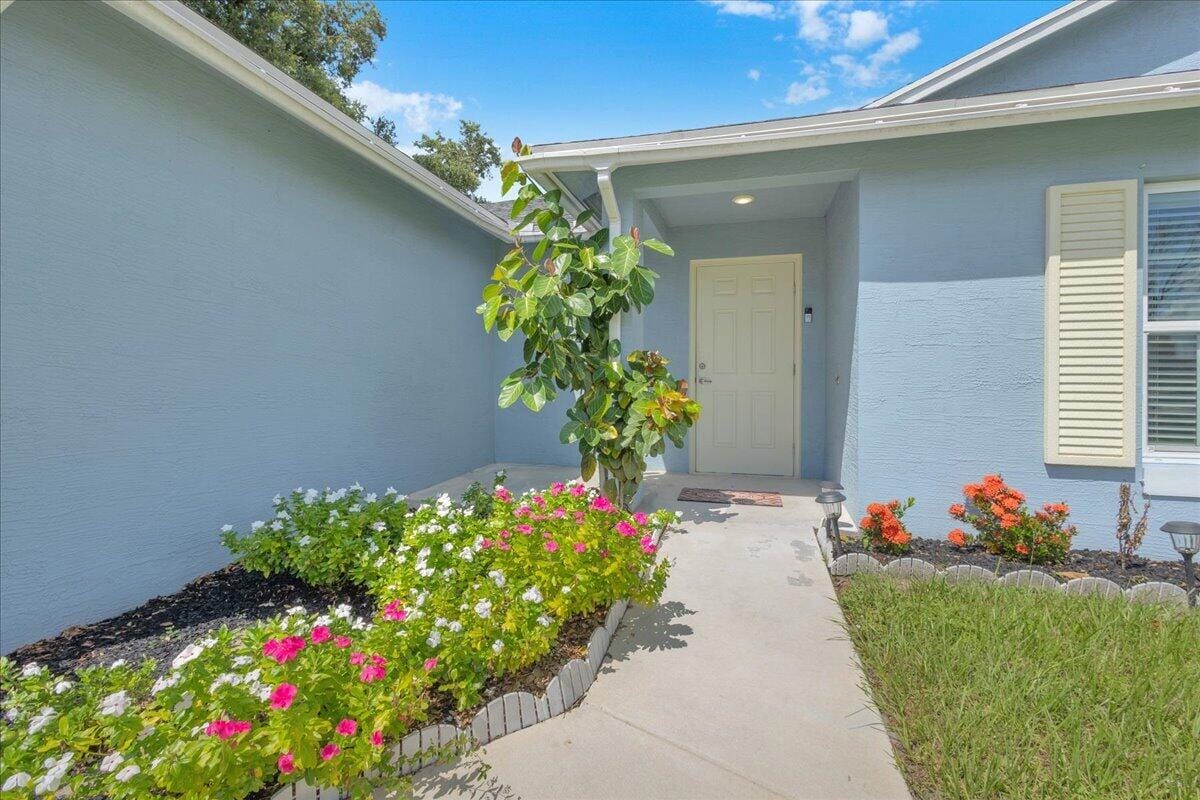449 SE Whitmore Drive, Port St. Lucie, FL 34984 photo 3