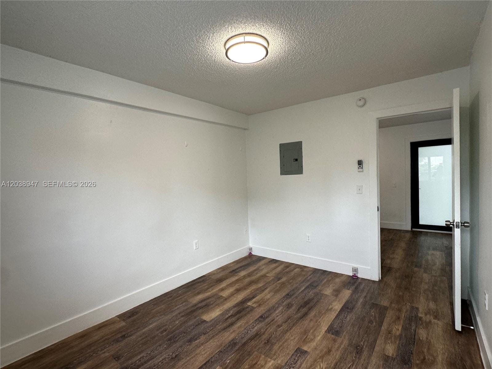 529 SW 4th Street 104 — photo 10