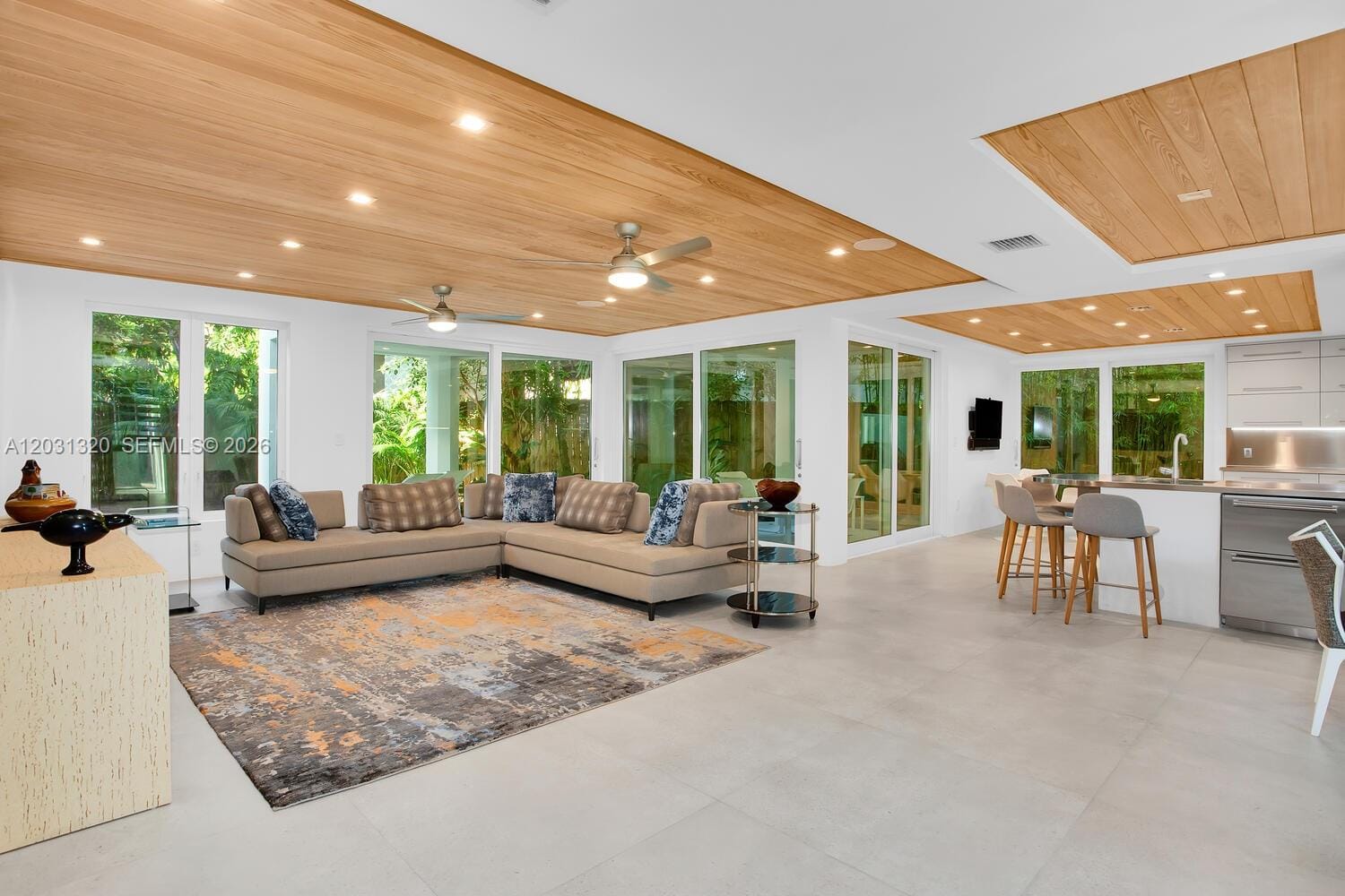 2475 S Bayshore Drive 3 — photo 3