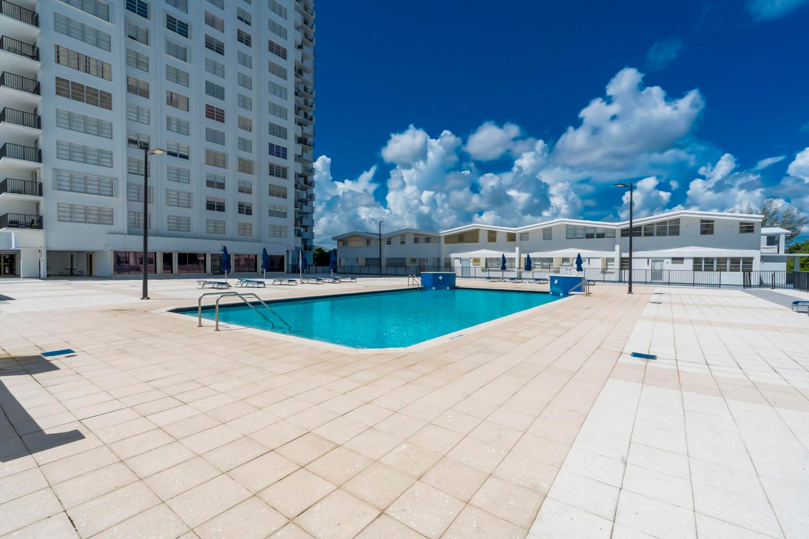2780 NE 183rd Street 504, Aventura, FL 33160 photo 30