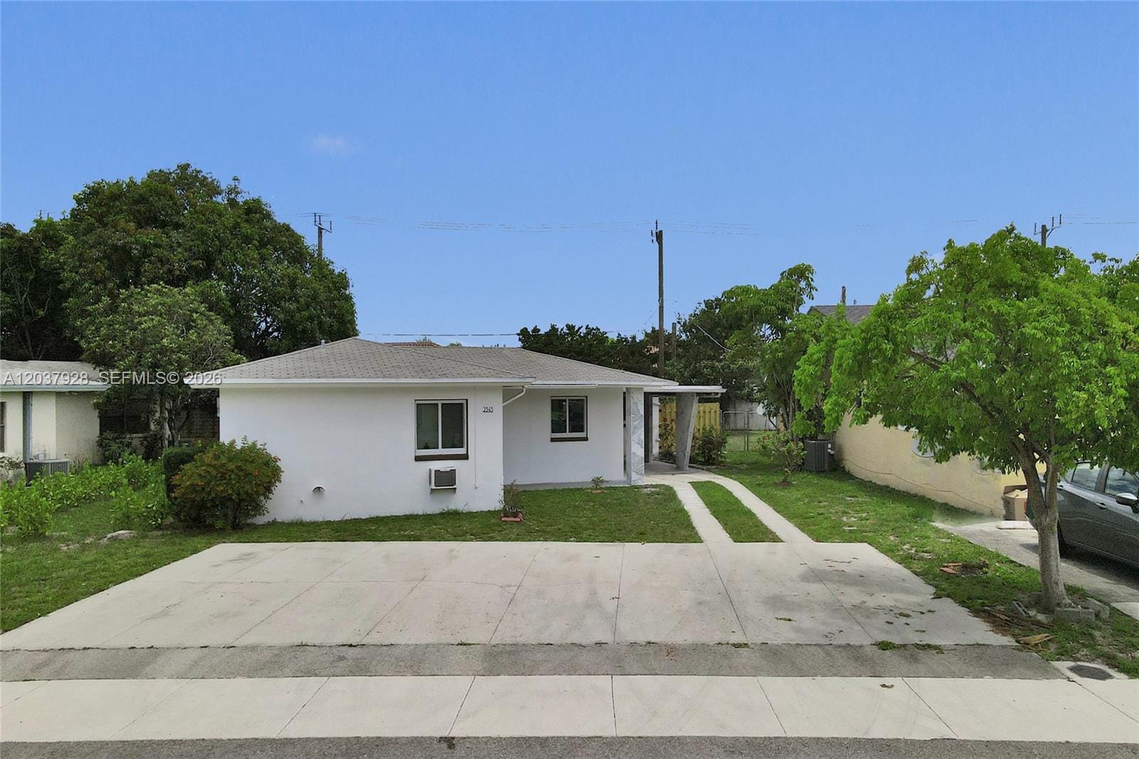 2343 NW 28th Street — photo 3
