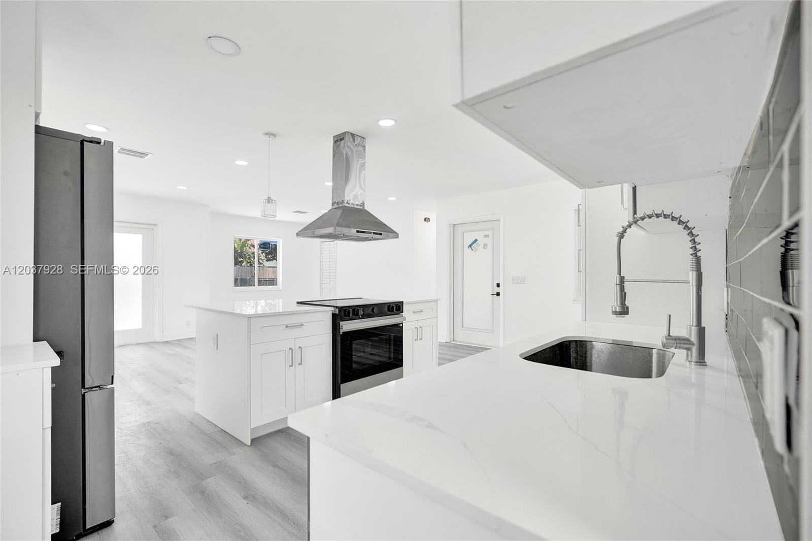 2343 NW 28th Street — photo 7